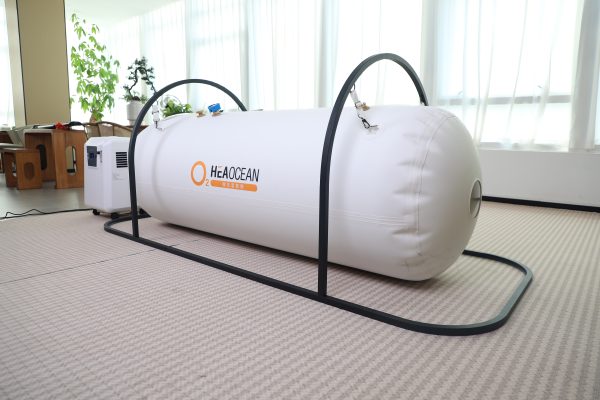 Lying Hyperbaric Oxygen Chamber